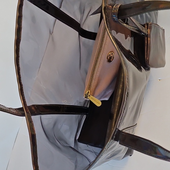 Jimmy Choo Gray and Silver Tote Bag Modern Design With Included Wallet - Picture 3 of 9